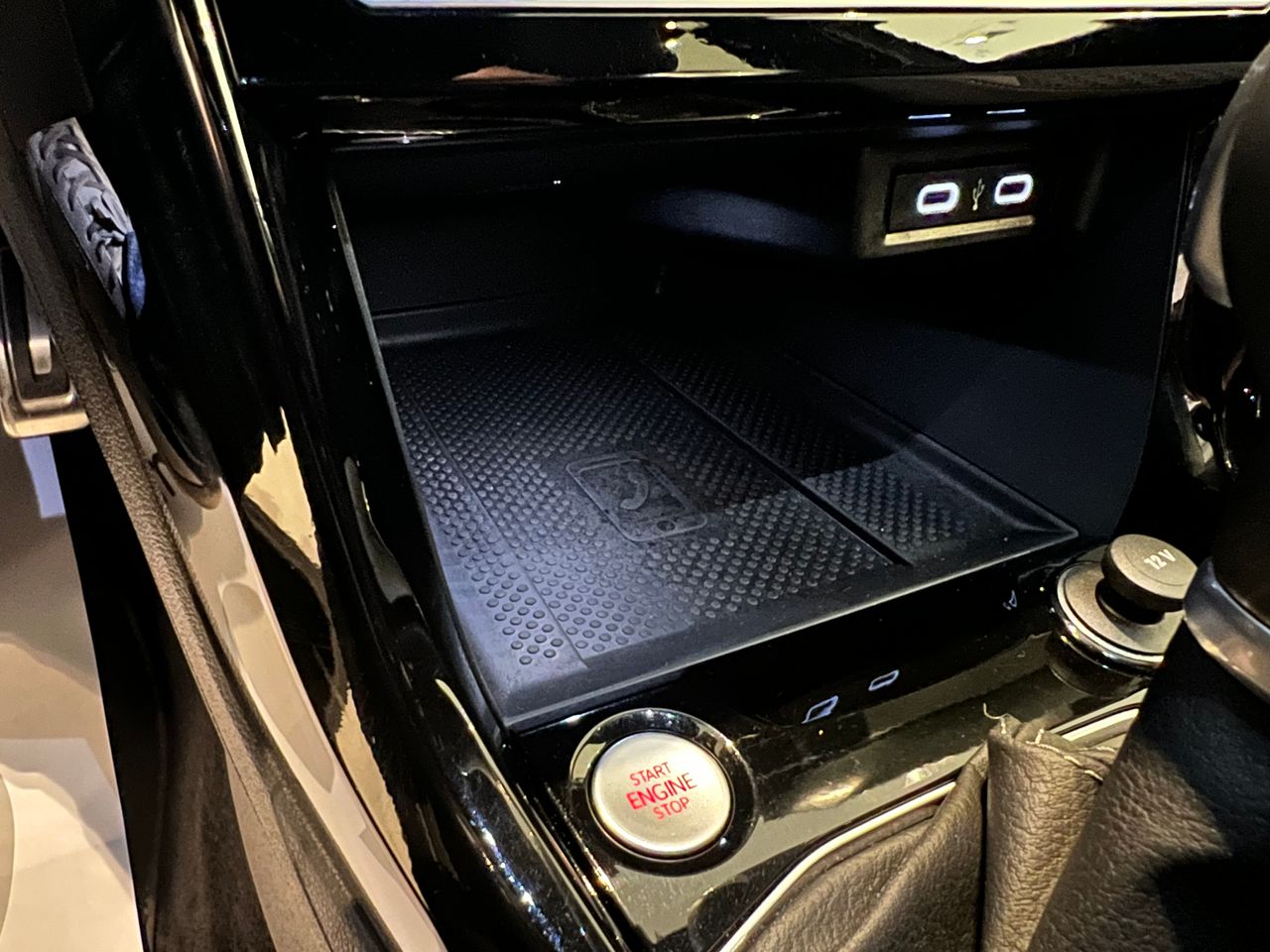 Foto Volkswagen T-Cross 14