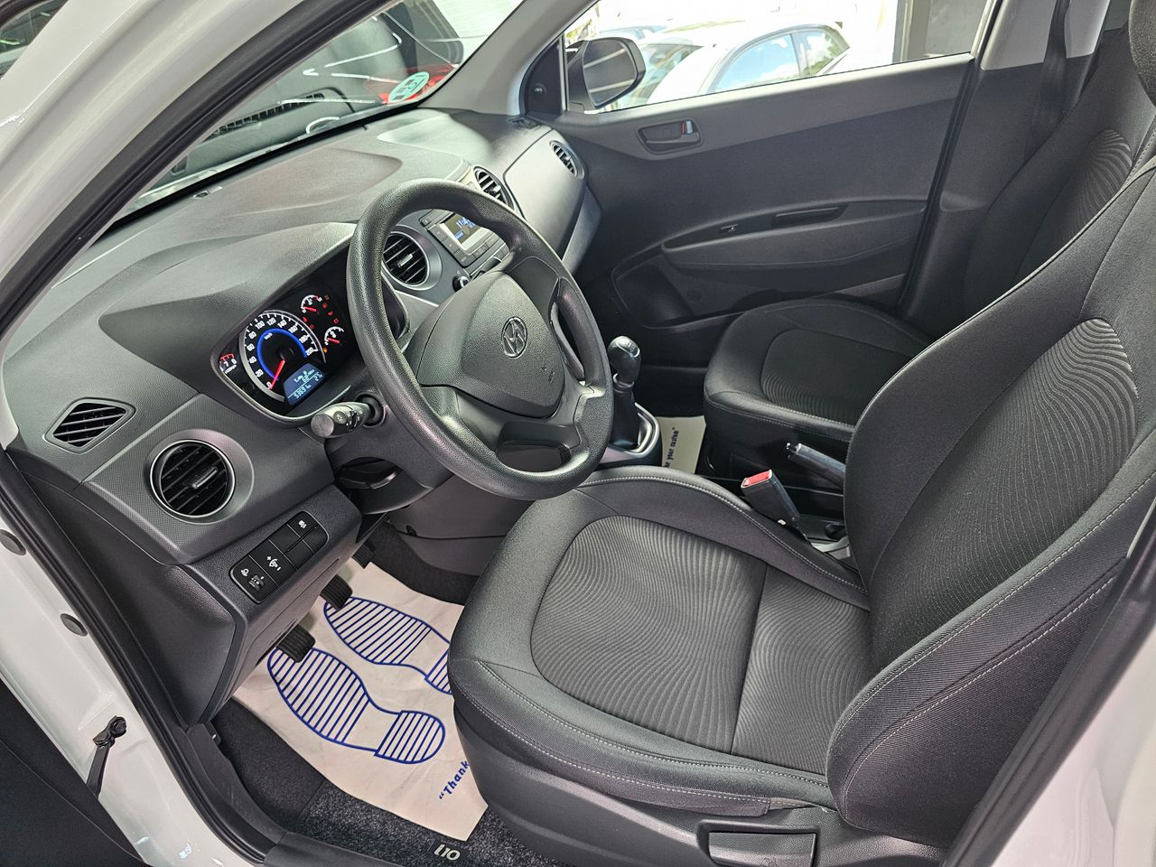 Foto Hyundai i10 9