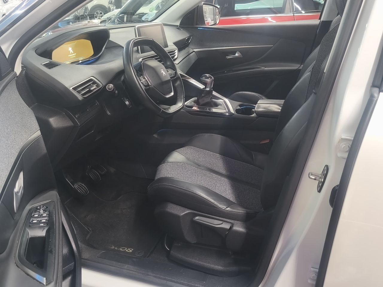 Foto Peugeot 5008 6