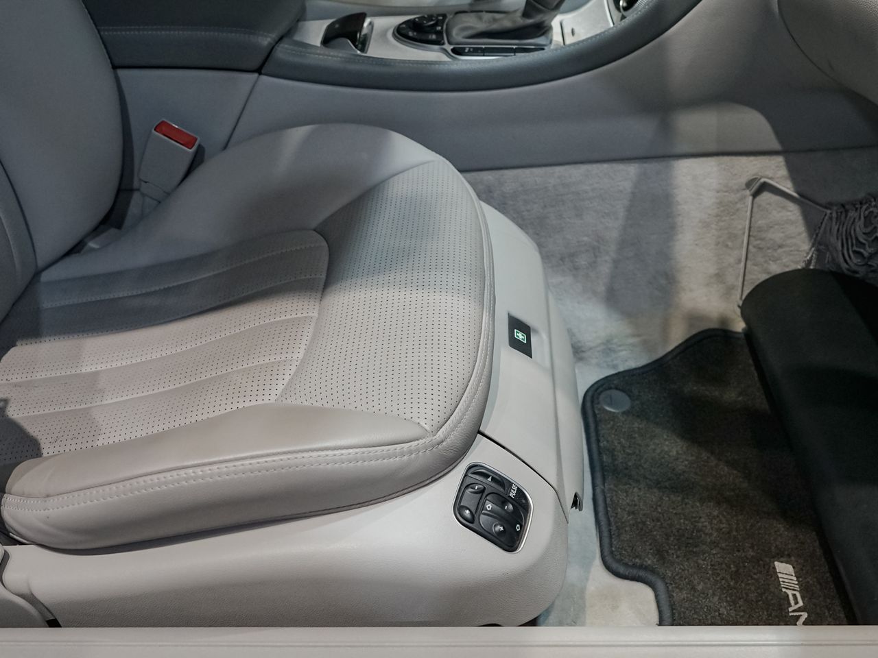 Foto Mercedes-Benz Clase SL 19