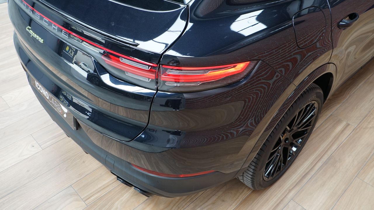Foto Porsche Cayenne 8