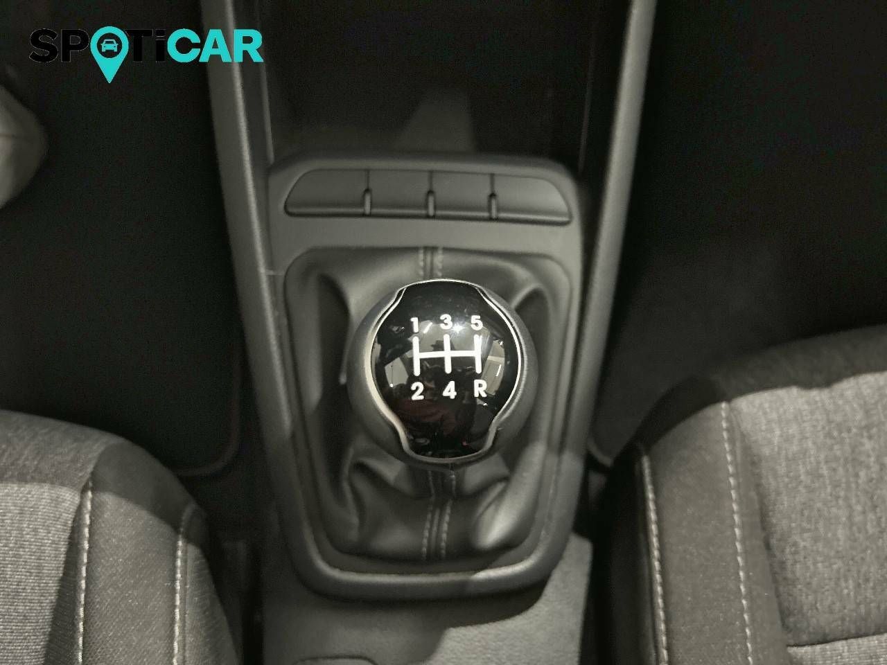 Foto Kia Stonic 16