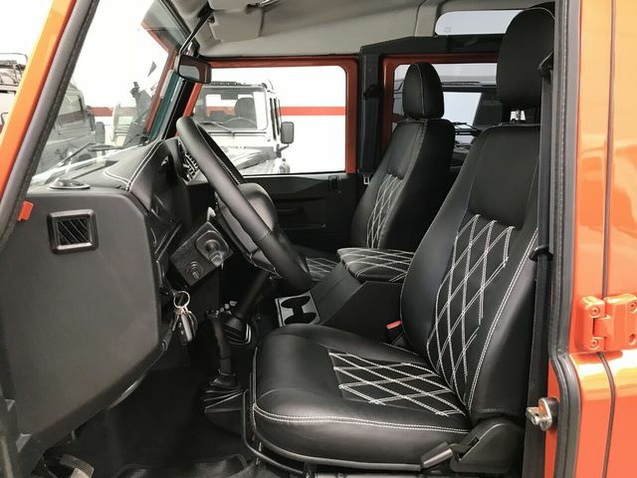 Foto Land-Rover Defender 5