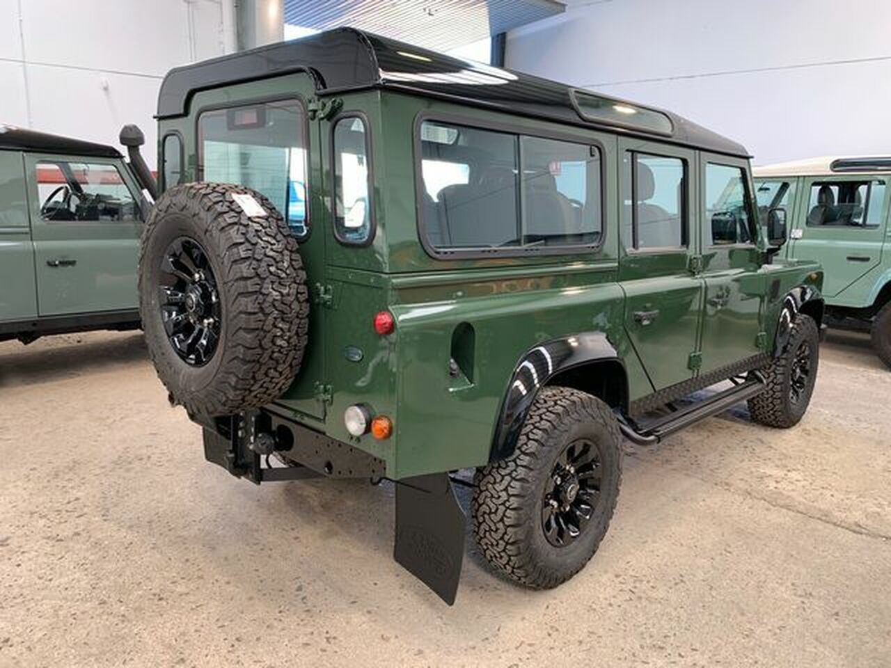 Foto Land-Rover Defender 4