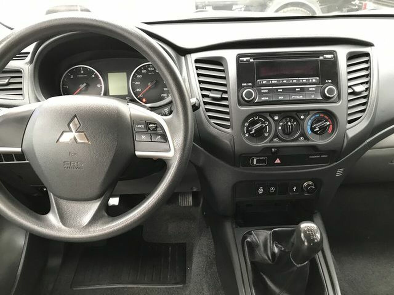 Foto Mitsubishi L200 6