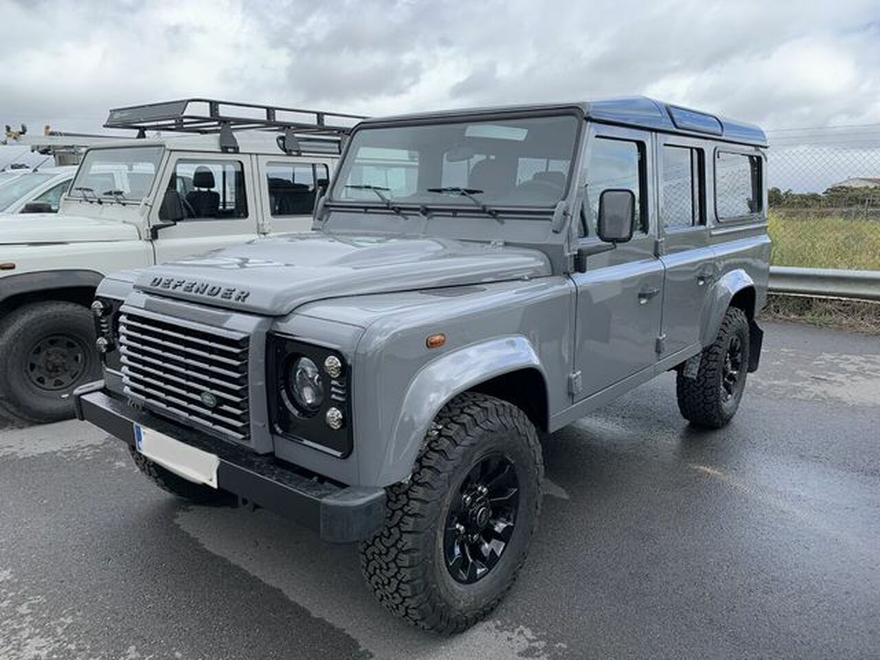 Foto Land-Rover Defender 1