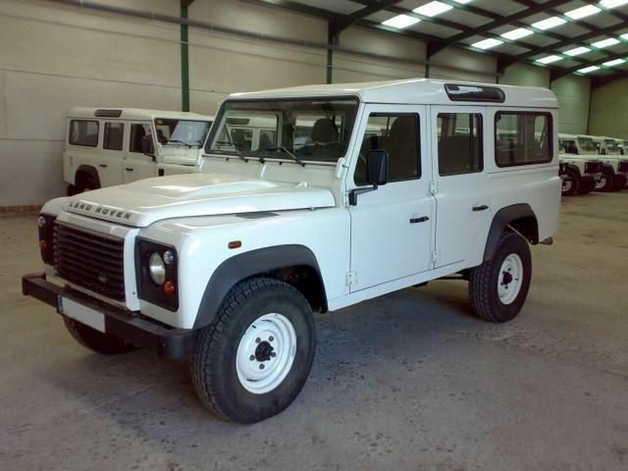 Foto Land-Rover Defender 2