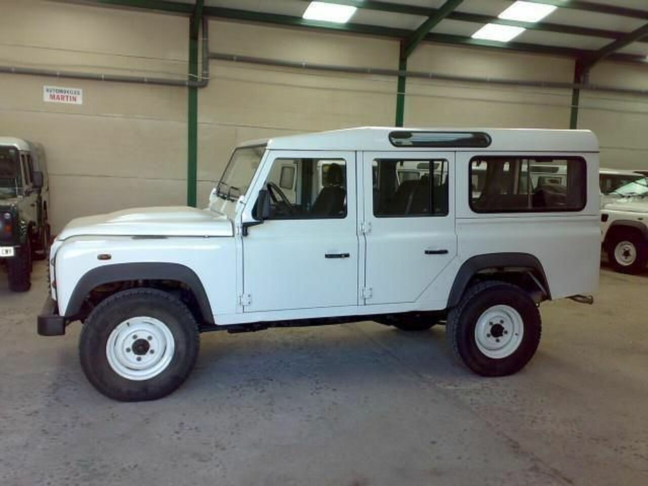 Foto Land-Rover Defender 3