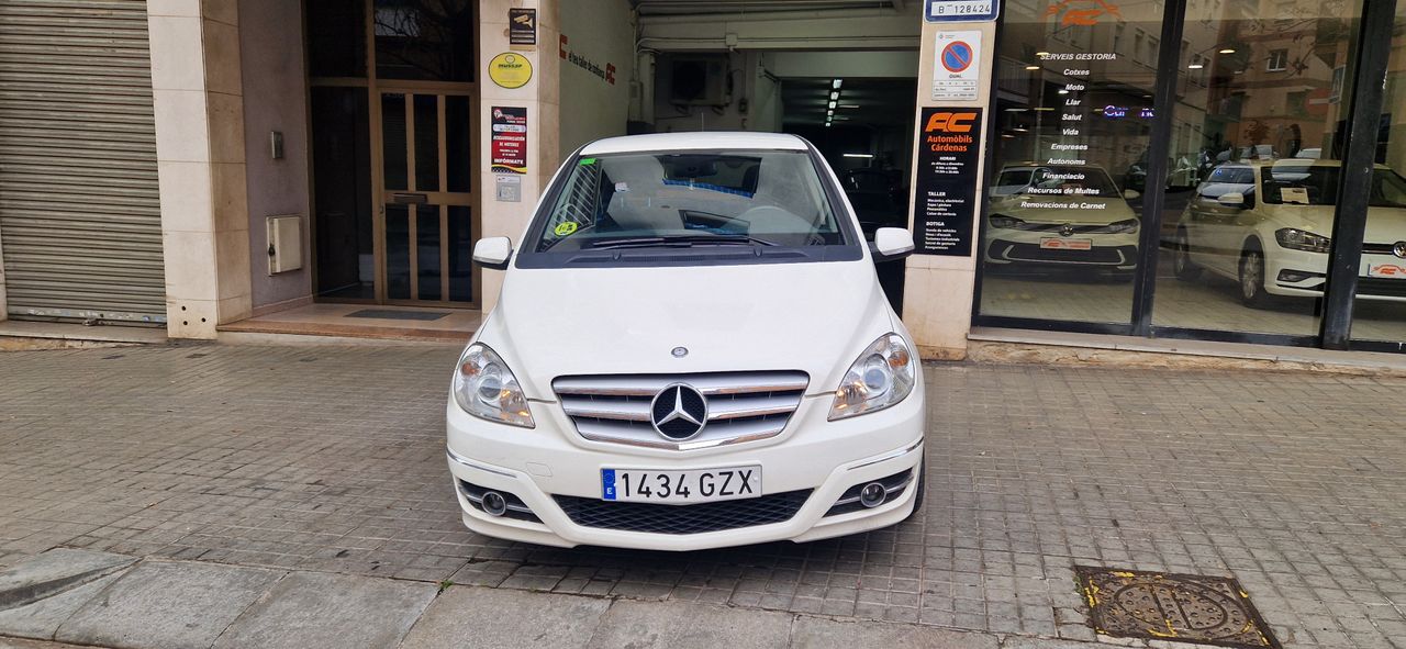 Foto Mercedes-Benz Clase B 4