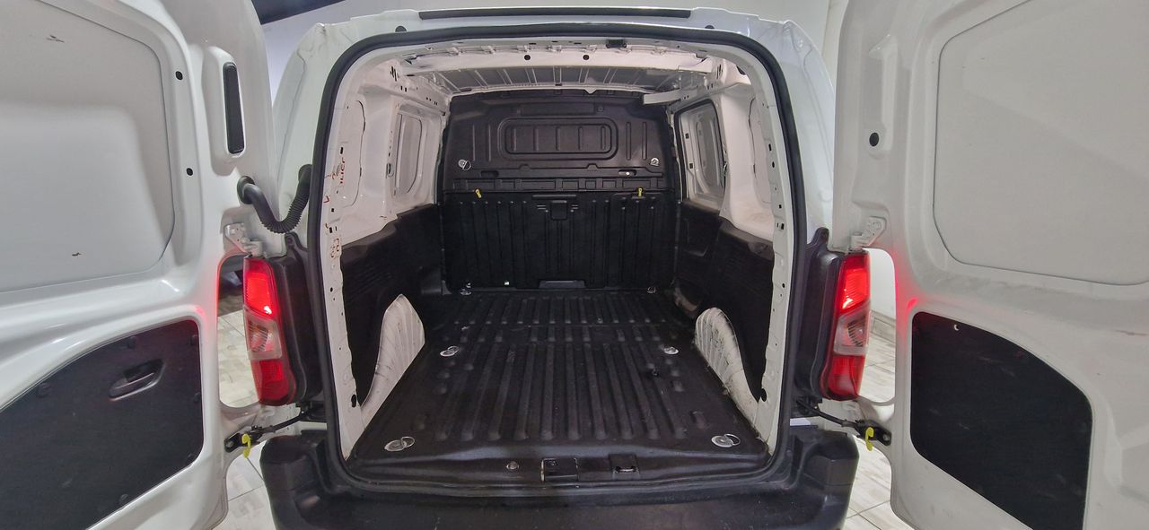 Foto Citroën Berlingo 26