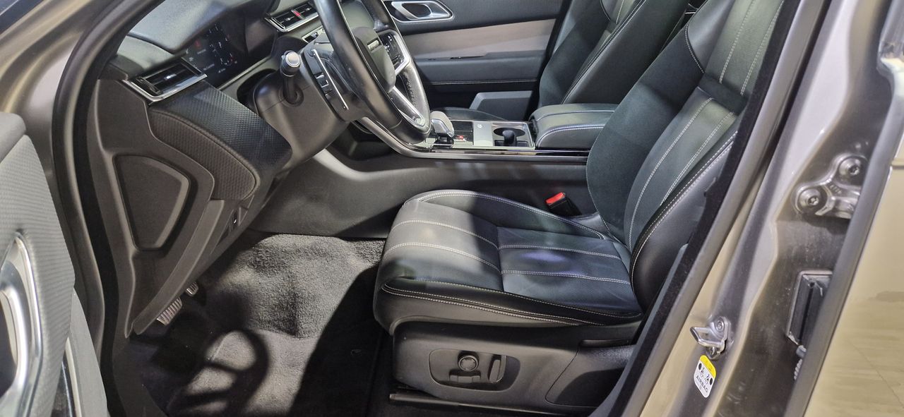 Foto Land-Rover Range Rover Velar 11