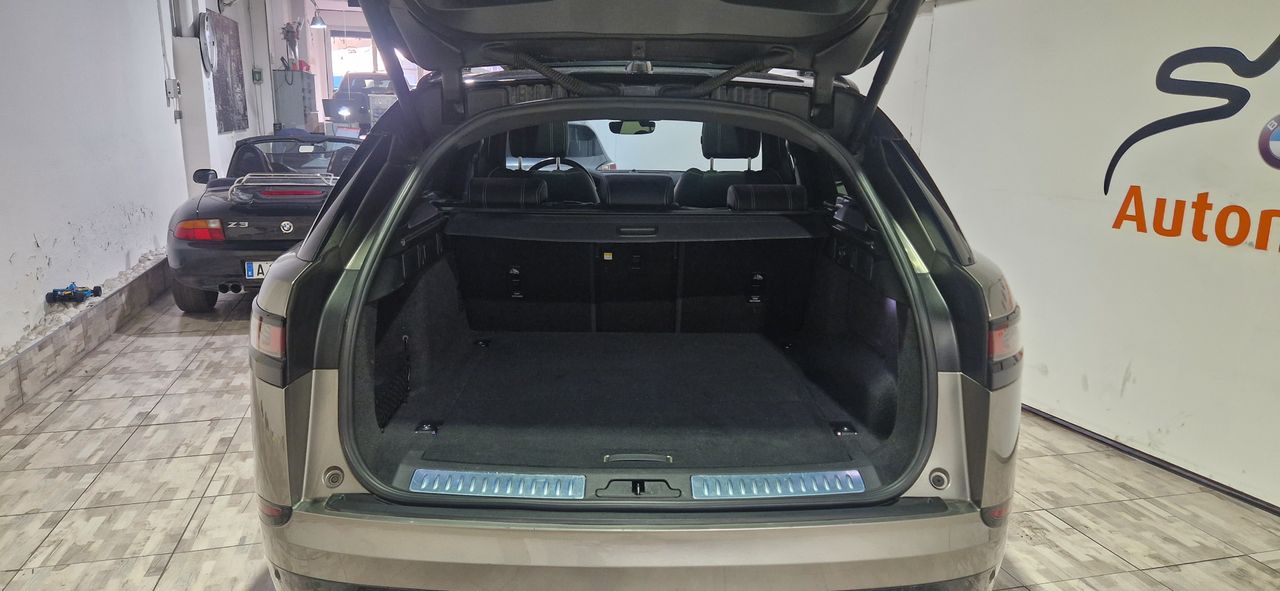 Foto Land-Rover Range Rover Velar 36