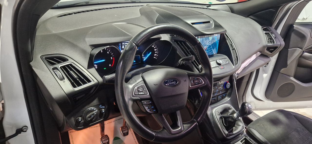 Foto Ford Kuga 9