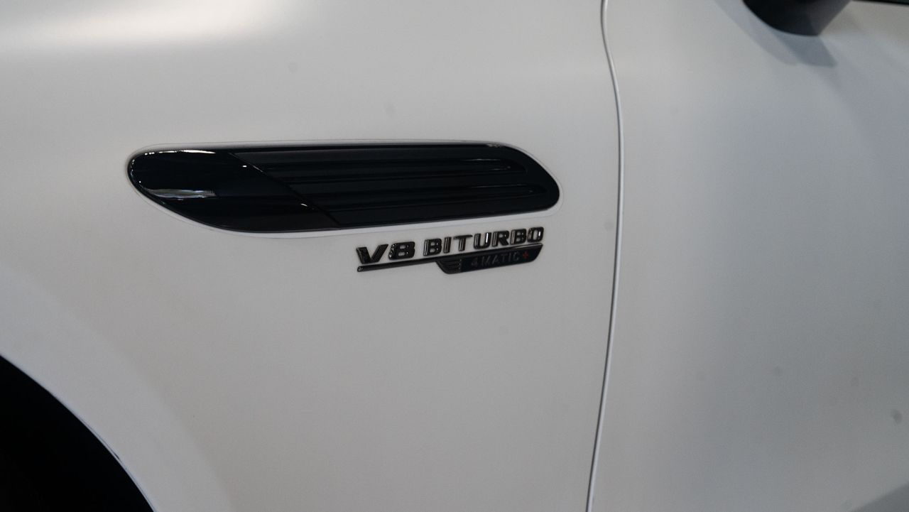Foto Mercedes-Benz AMG SL 30
