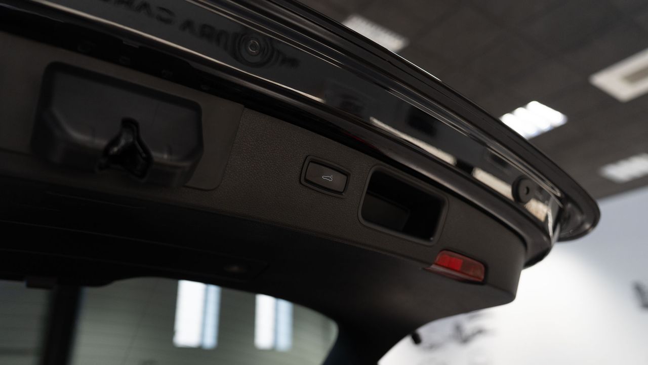 Foto Porsche Macan 40