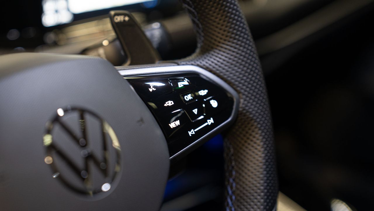 Foto Volkswagen Golf 18