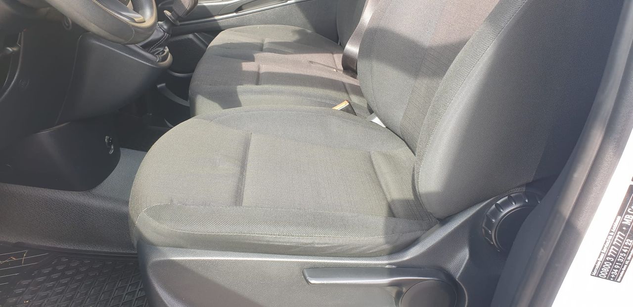 Foto Mercedes-Benz Vito 8