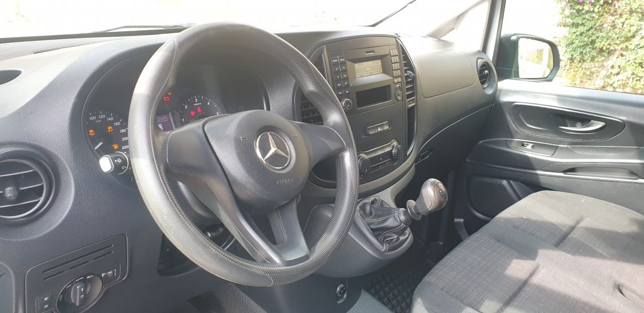 Foto Mercedes-Benz Vito 9