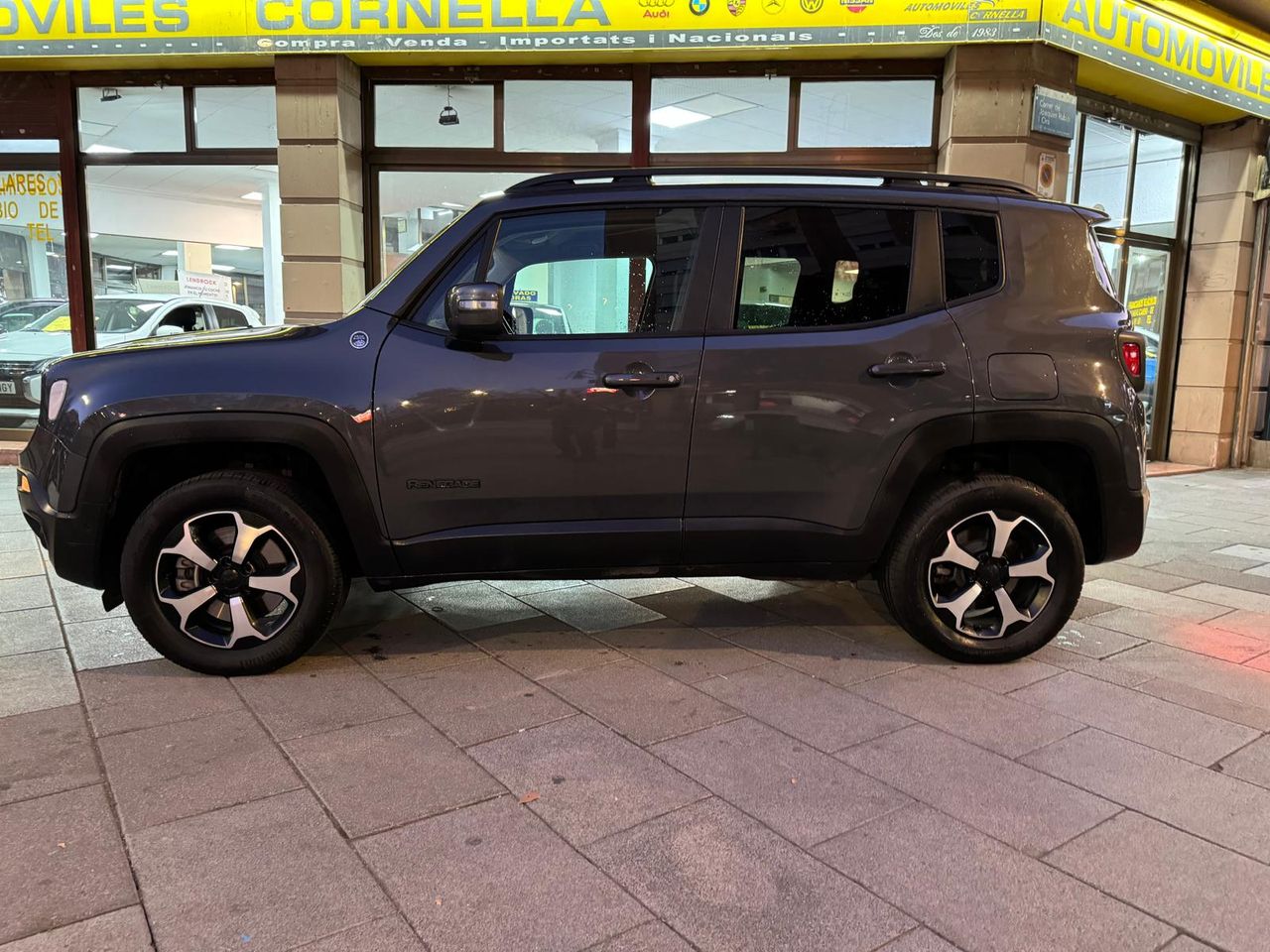 Foto Jeep Renegade 3