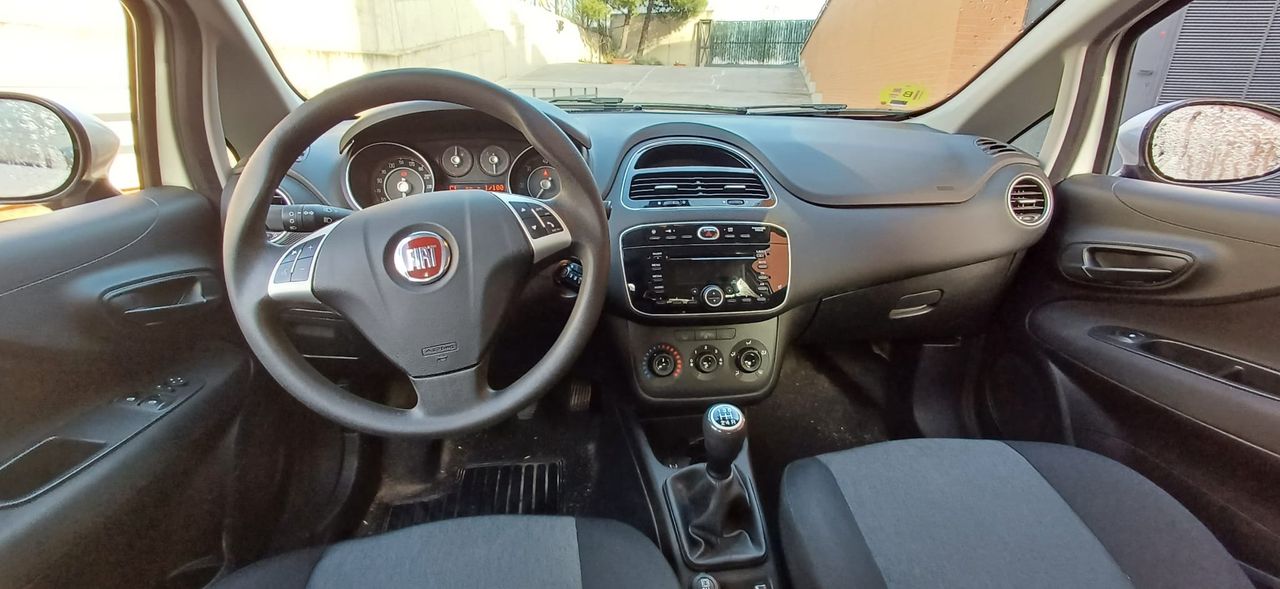 Foto Fiat Punto 8