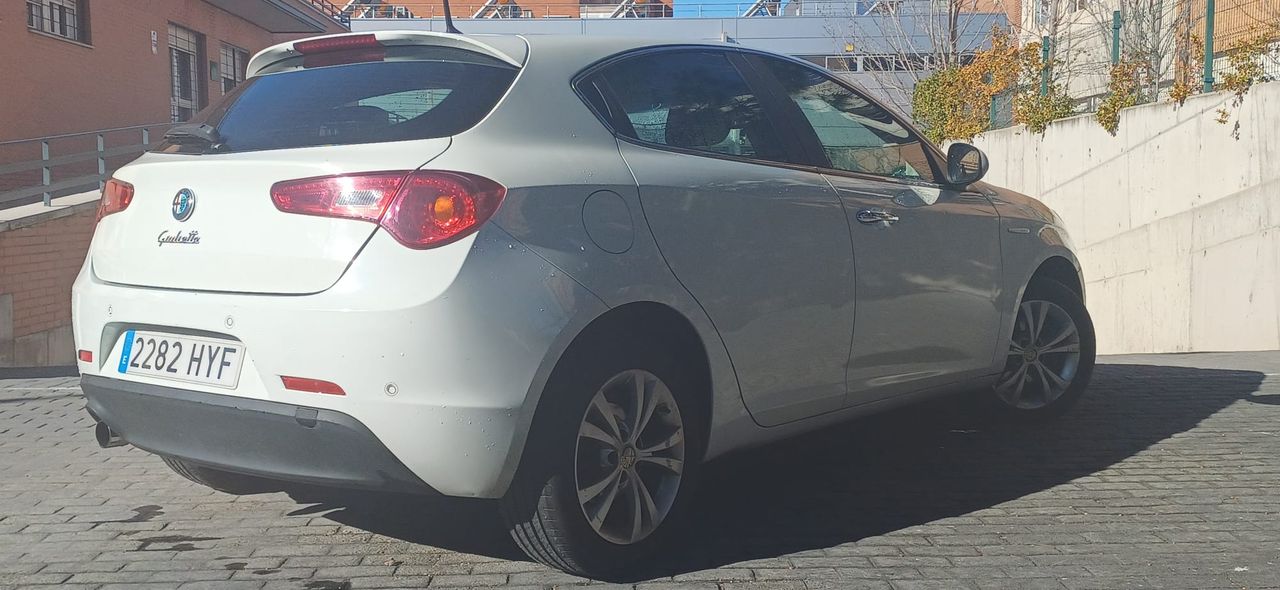 Foto Alfa Romeo Giulietta 5