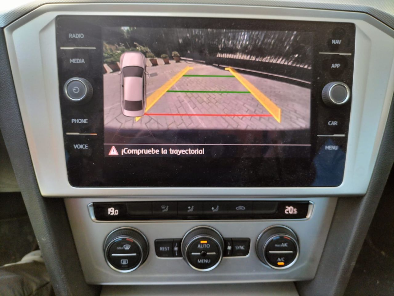 Foto Volkswagen Passat 14