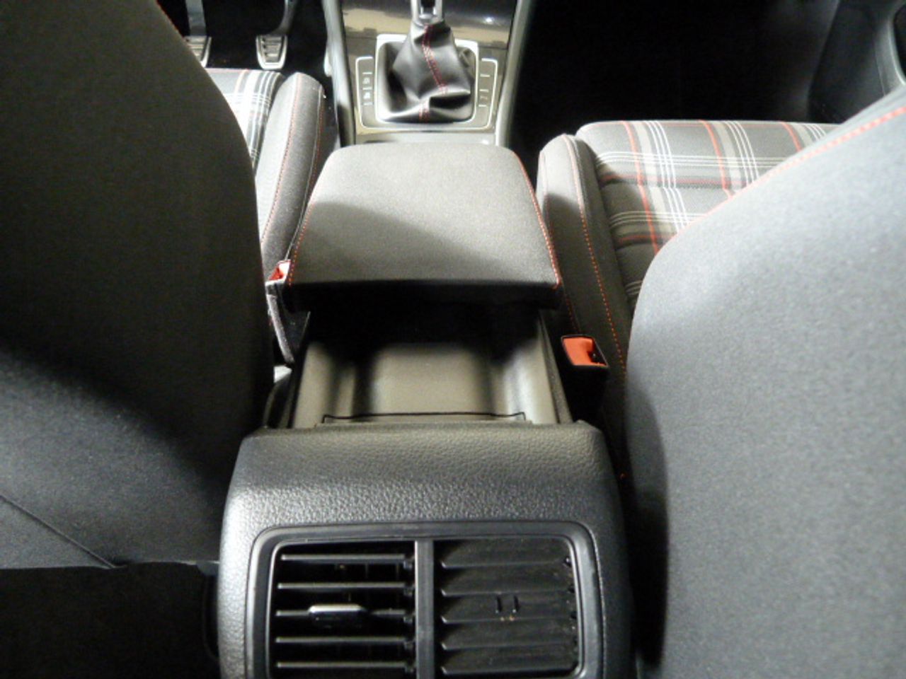 Foto Volkswagen Golf 42