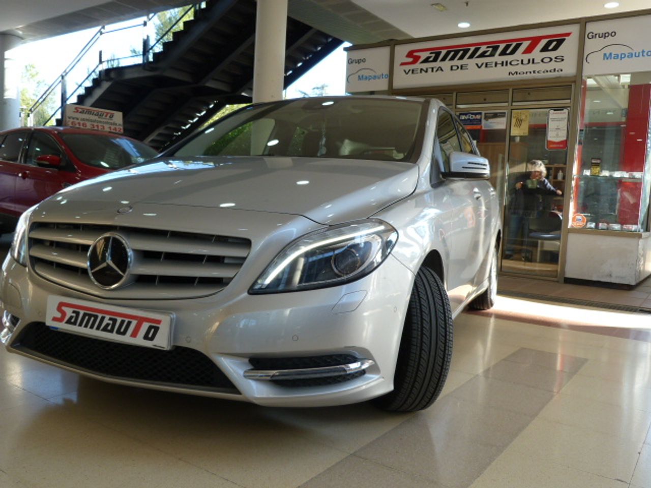 Foto Mercedes-Benz Clase B 1