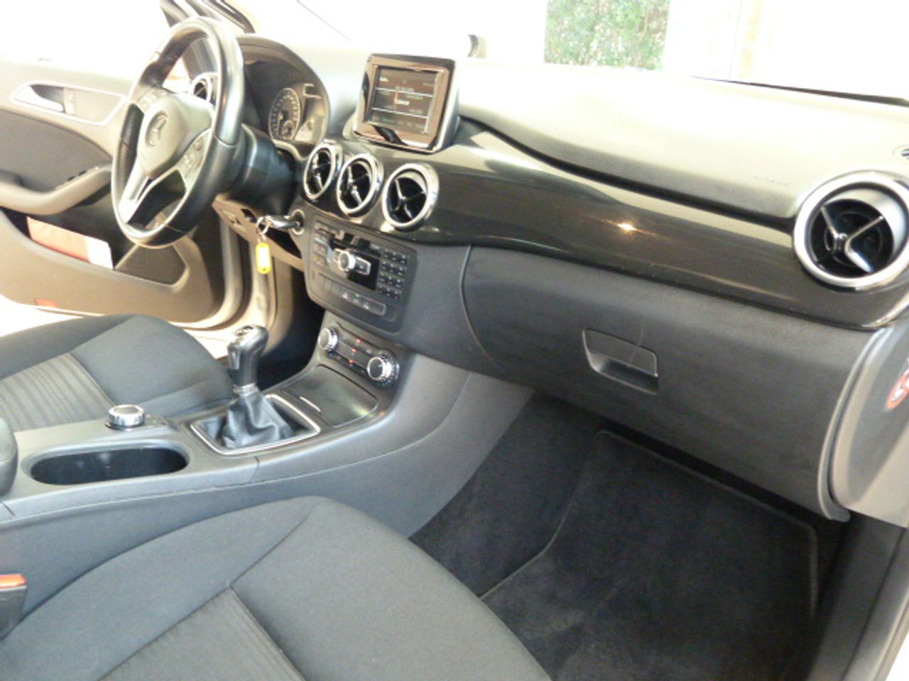 Foto Mercedes-Benz Clase B 24