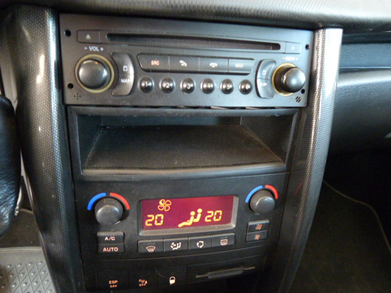 Foto Peugeot 207 23