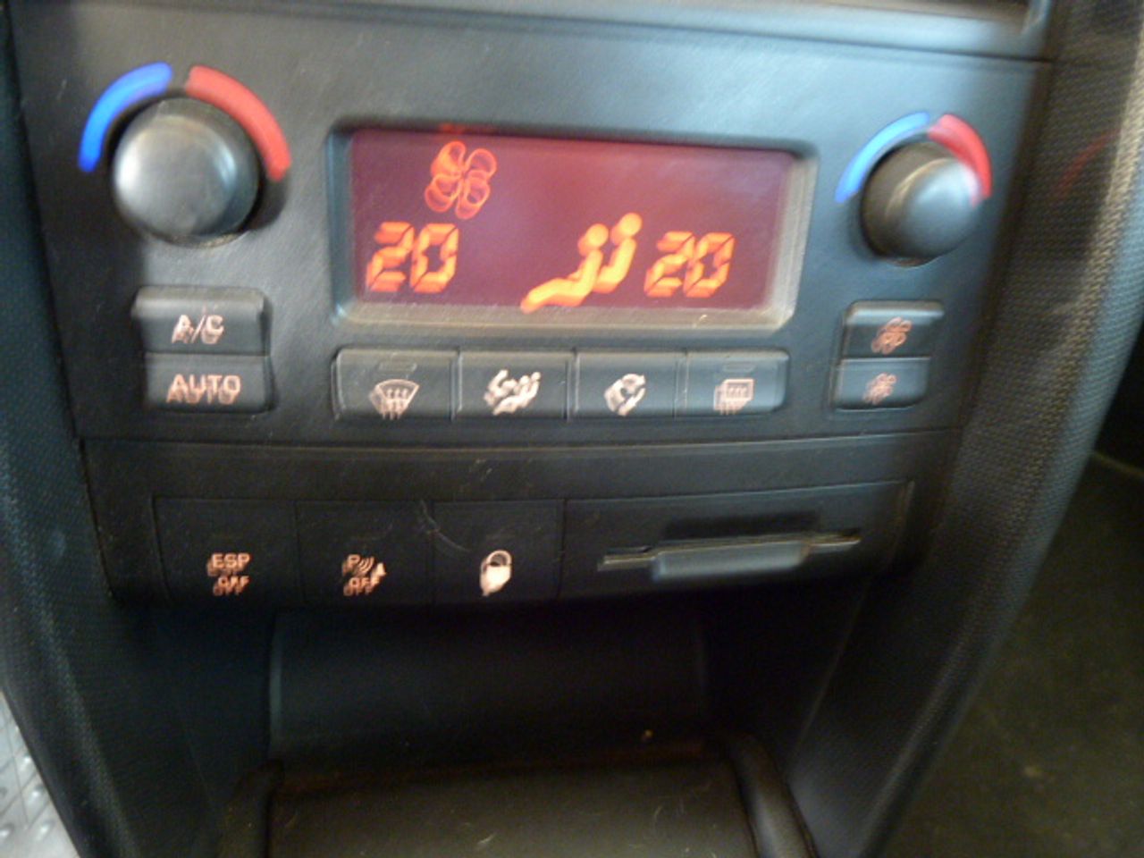 Foto Peugeot 207 24