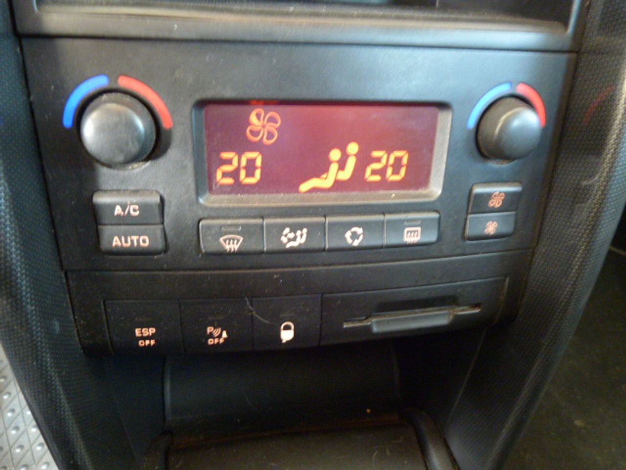 Foto Peugeot 207 25