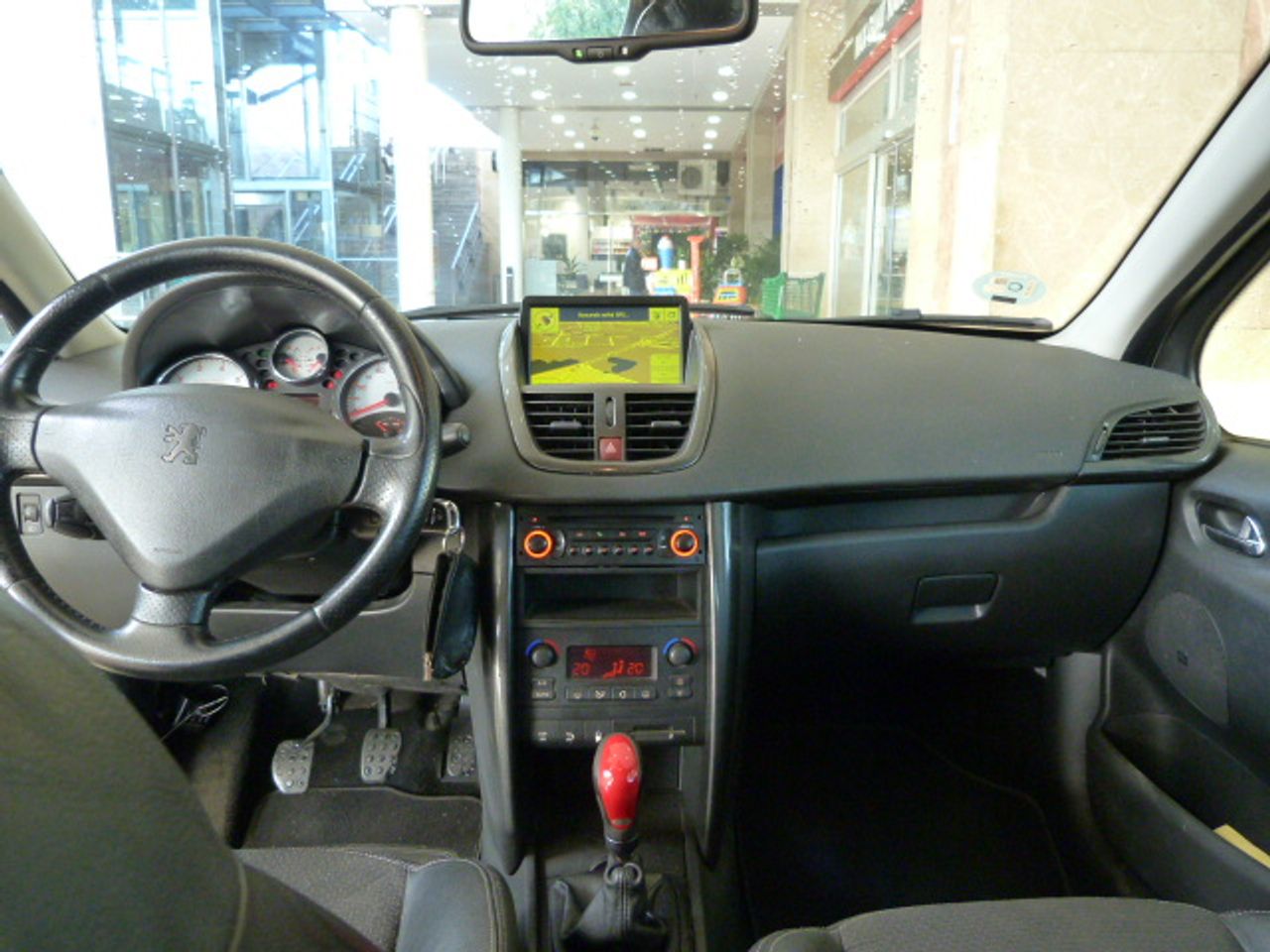 Foto Peugeot 207 33