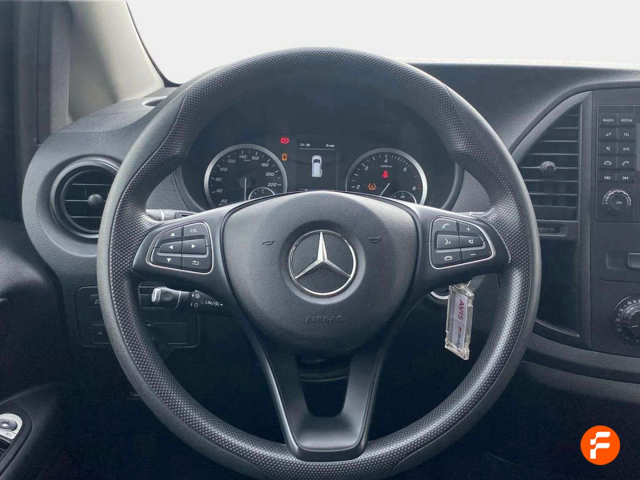 Foto Mercedes-Benz Vito 12