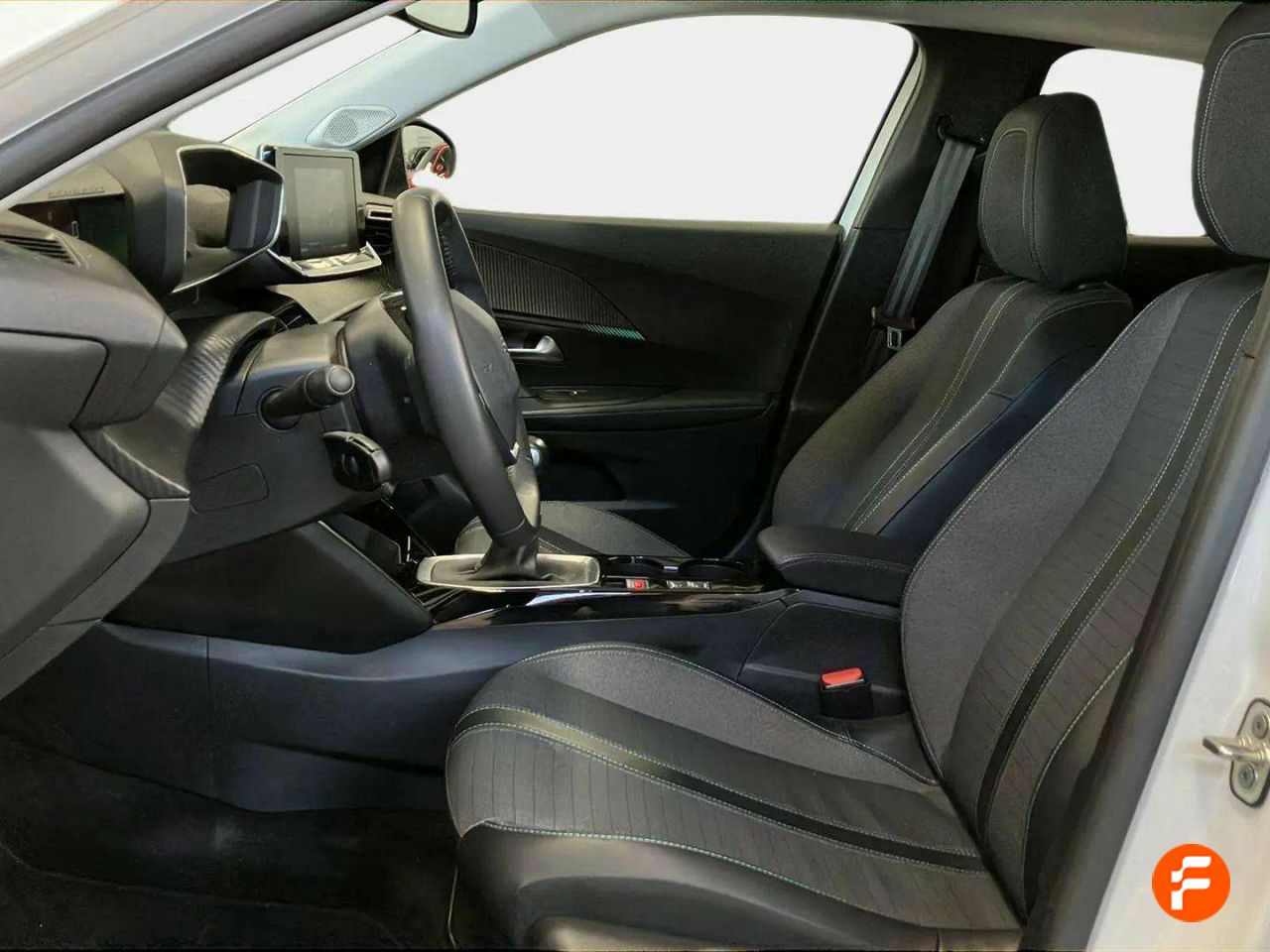 Foto Peugeot 2008 18