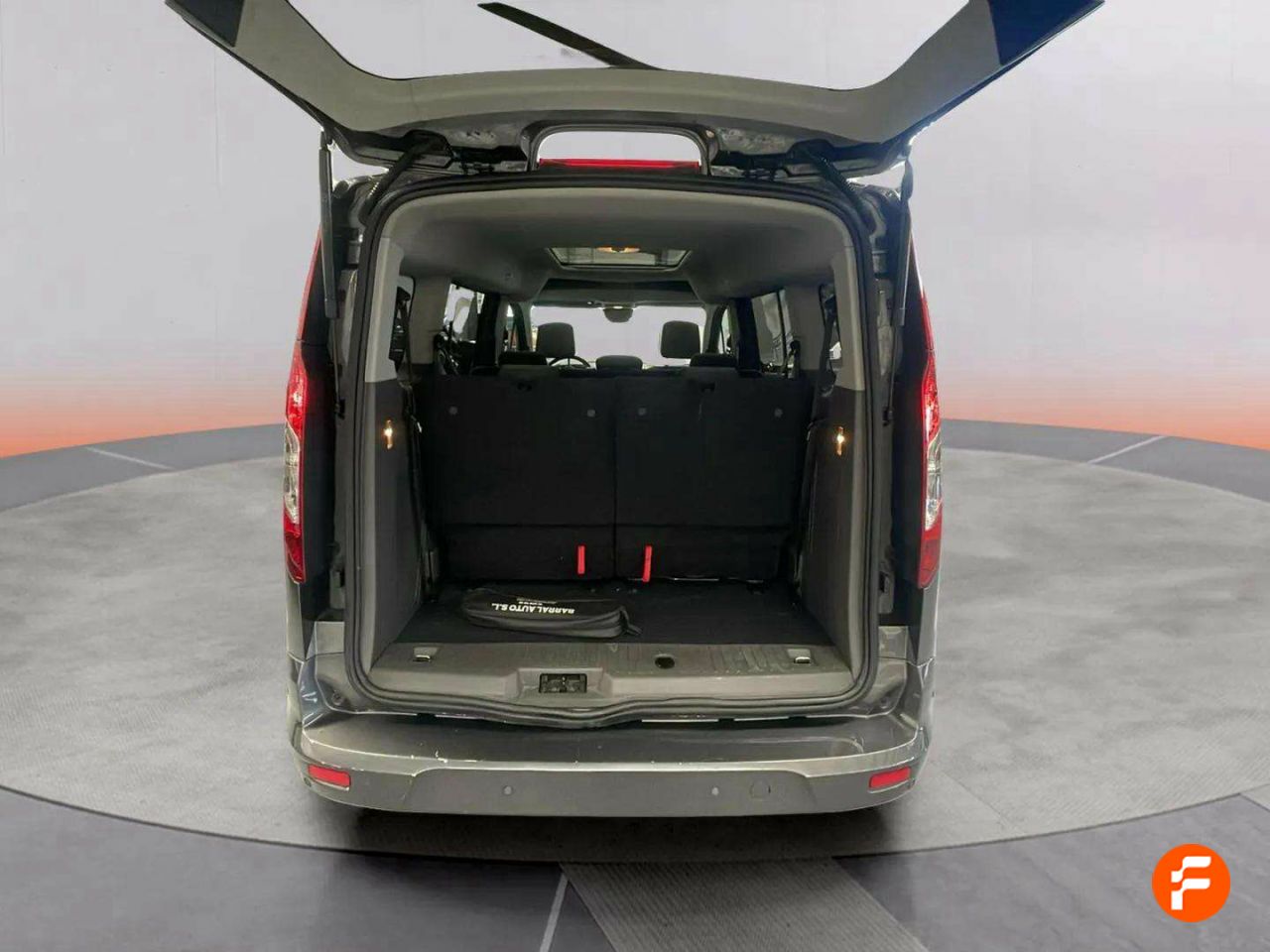 Foto Ford Tourneo Connect 17