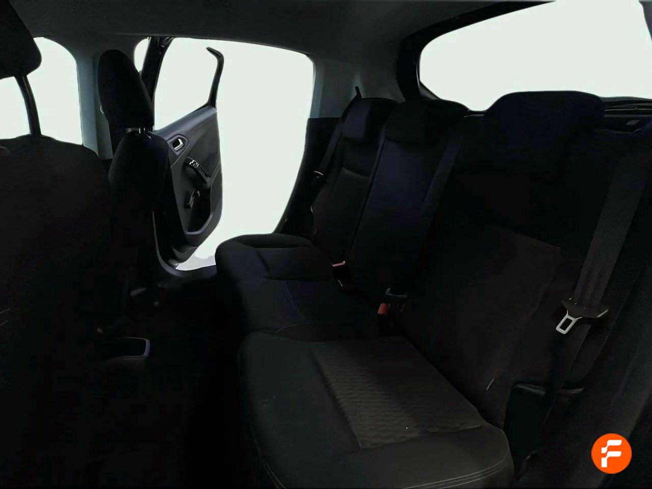 Foto Peugeot 208 11