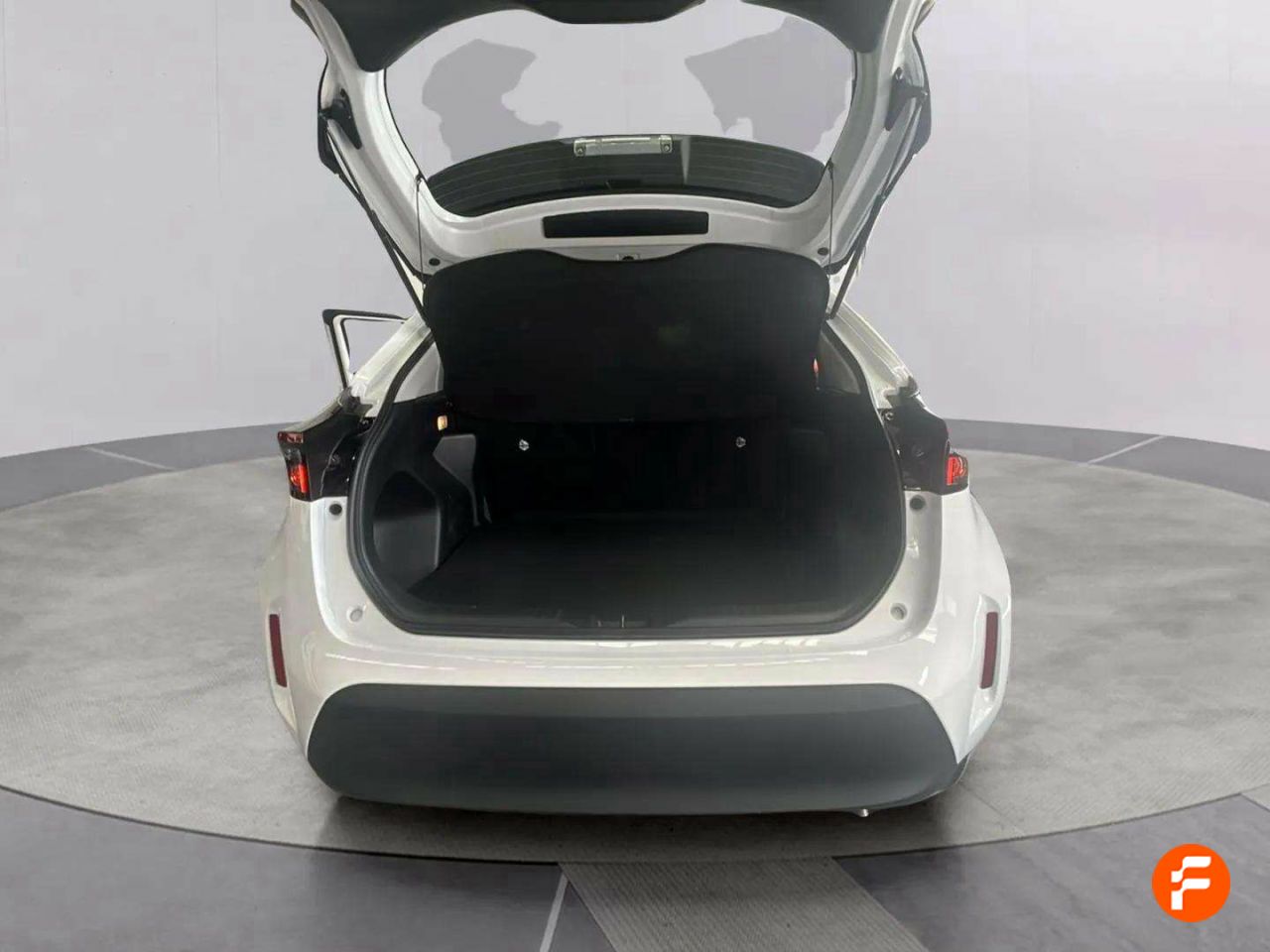 Foto Toyota Yaris 11