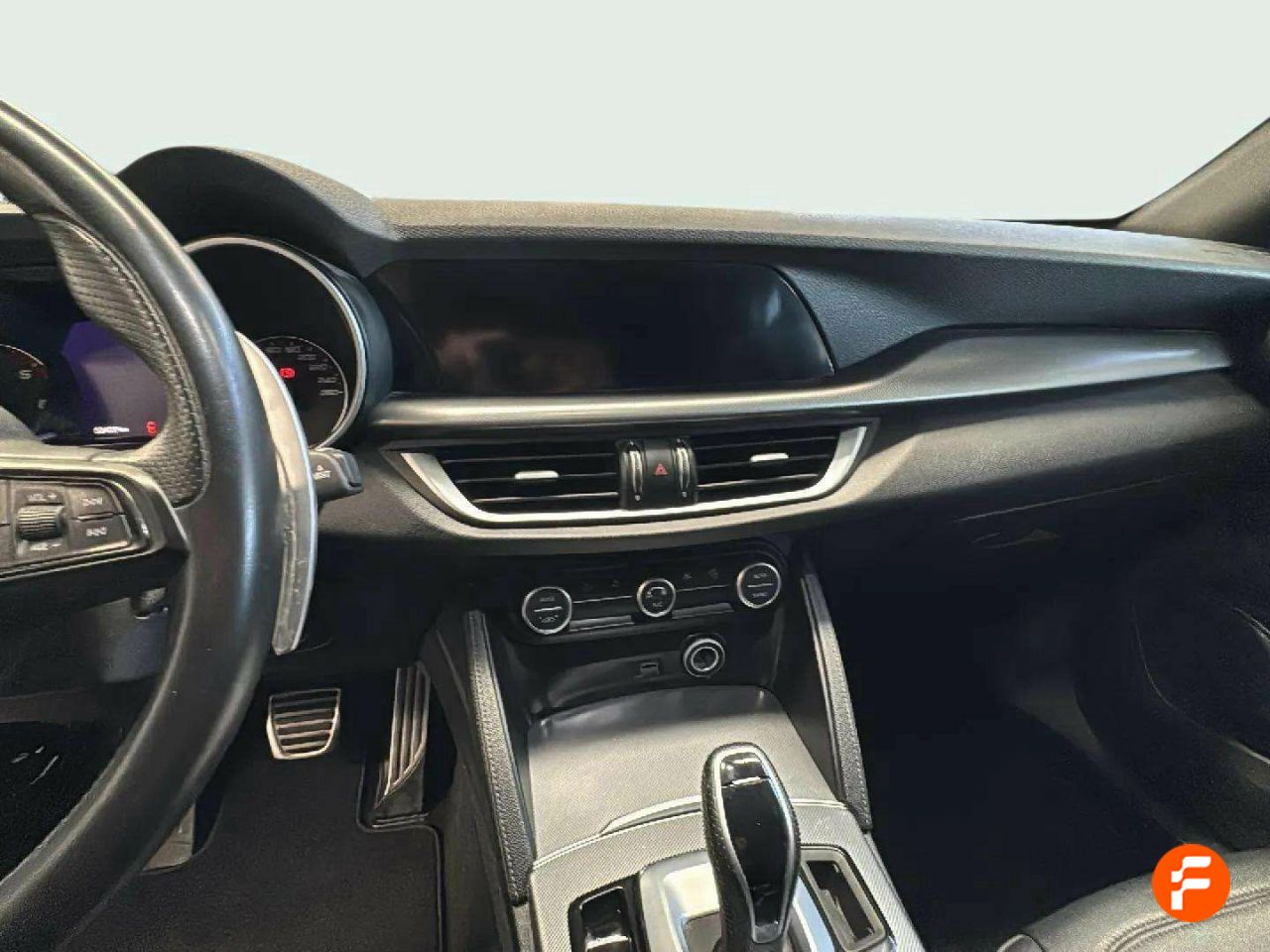 Foto Alfa Romeo Stelvio 8