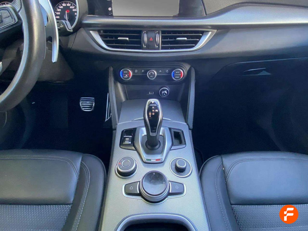 Foto Alfa Romeo Stelvio 11