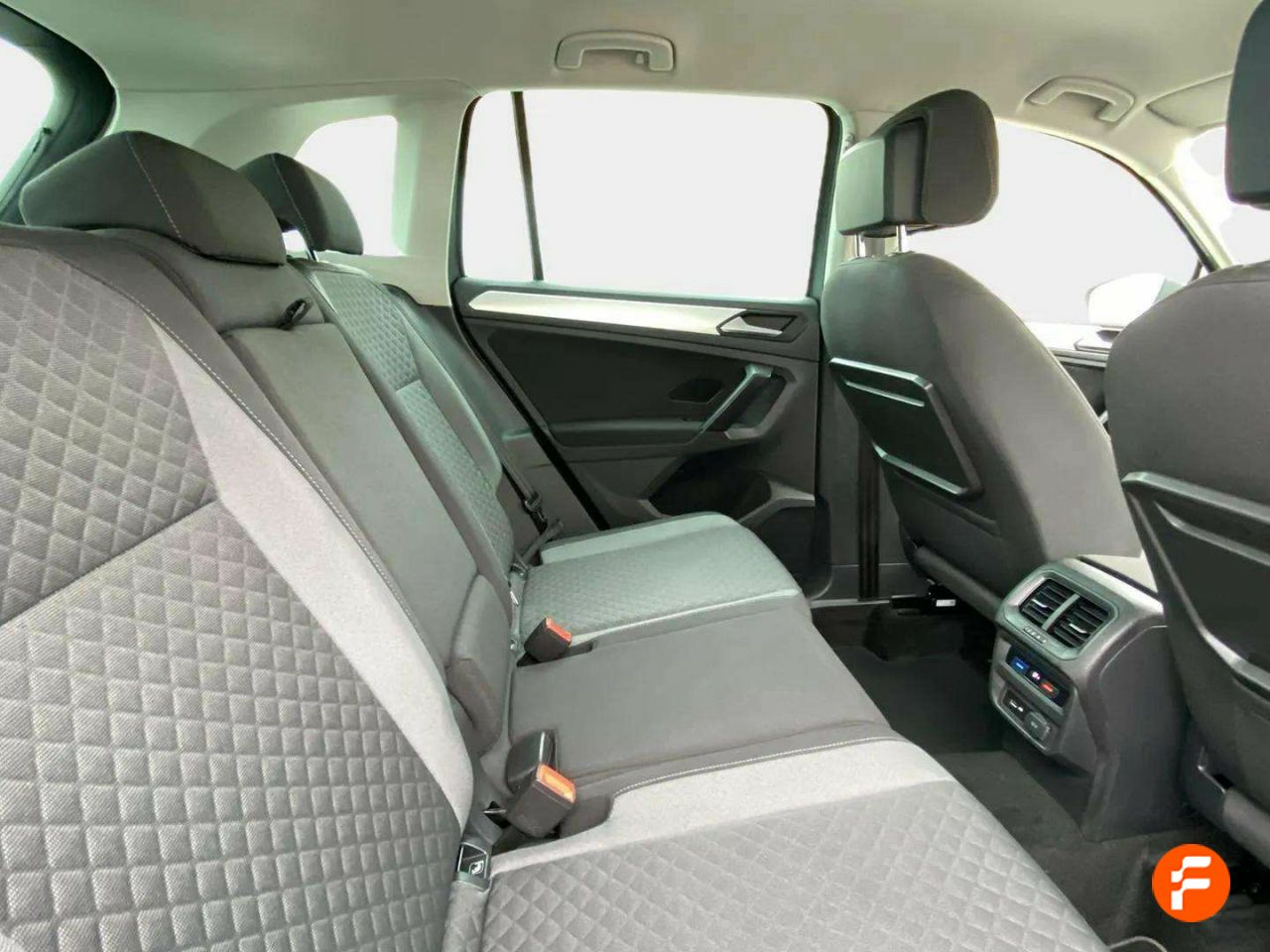 Foto Volkswagen Tiguan 15