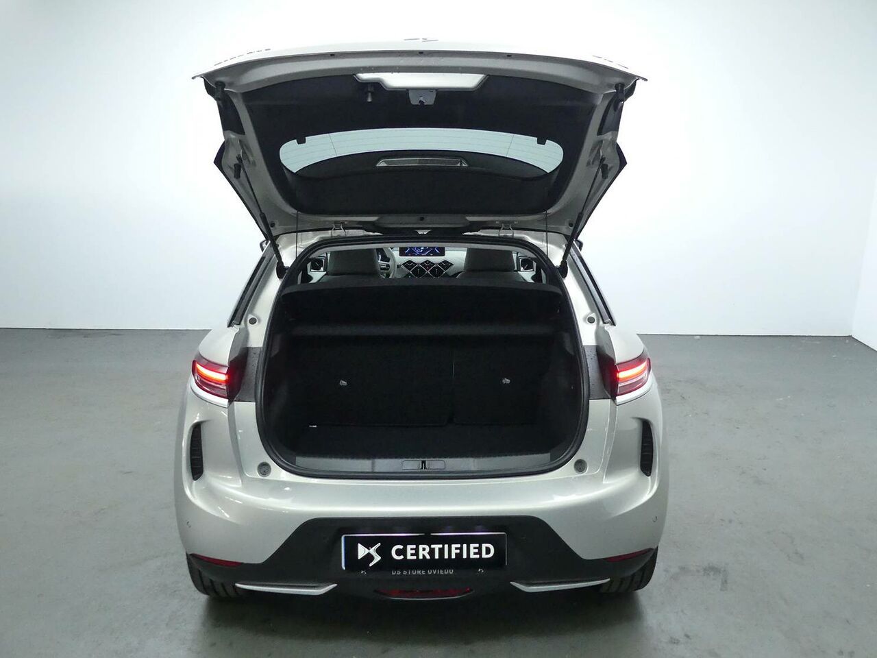Foto DS Automobiles DS 3 9
