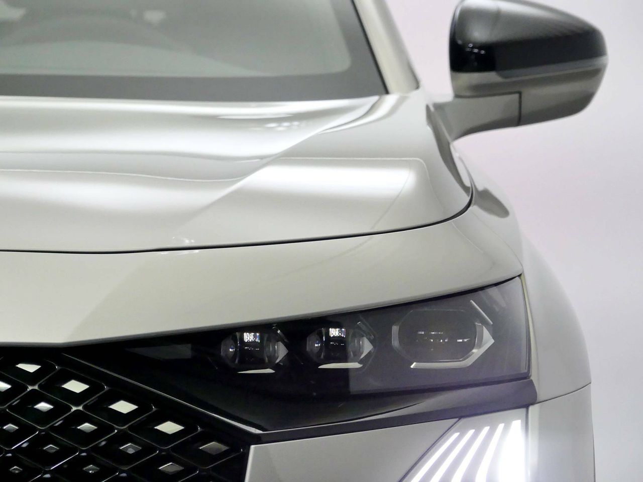 Foto DS Automobiles DS 7 12