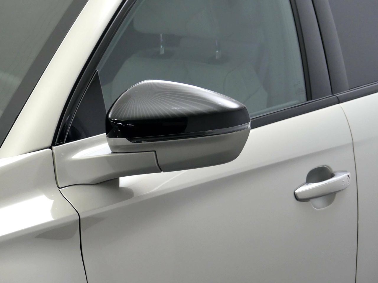 Foto DS Automobiles DS 7 14