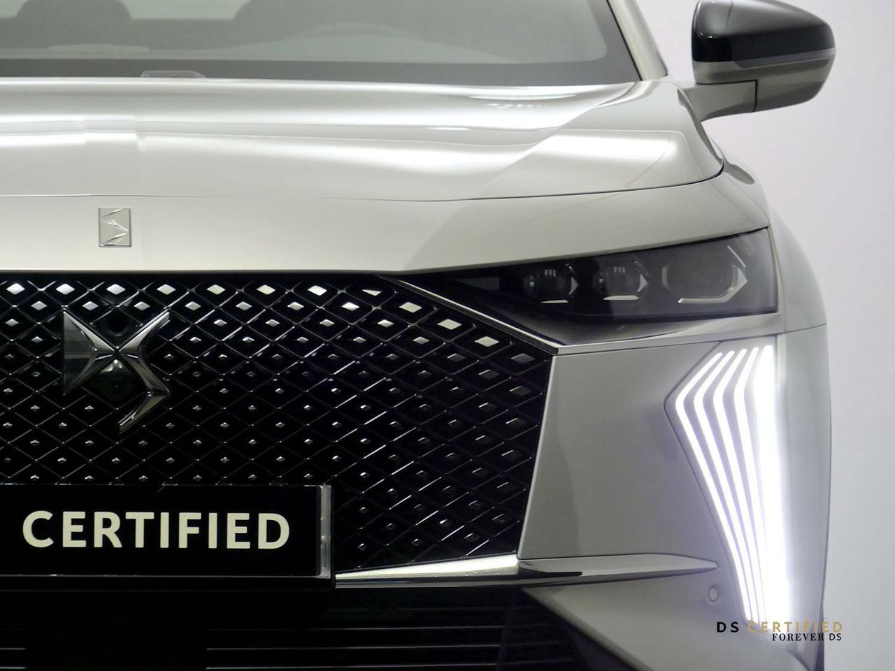 Foto DS Automobiles DS 7 11