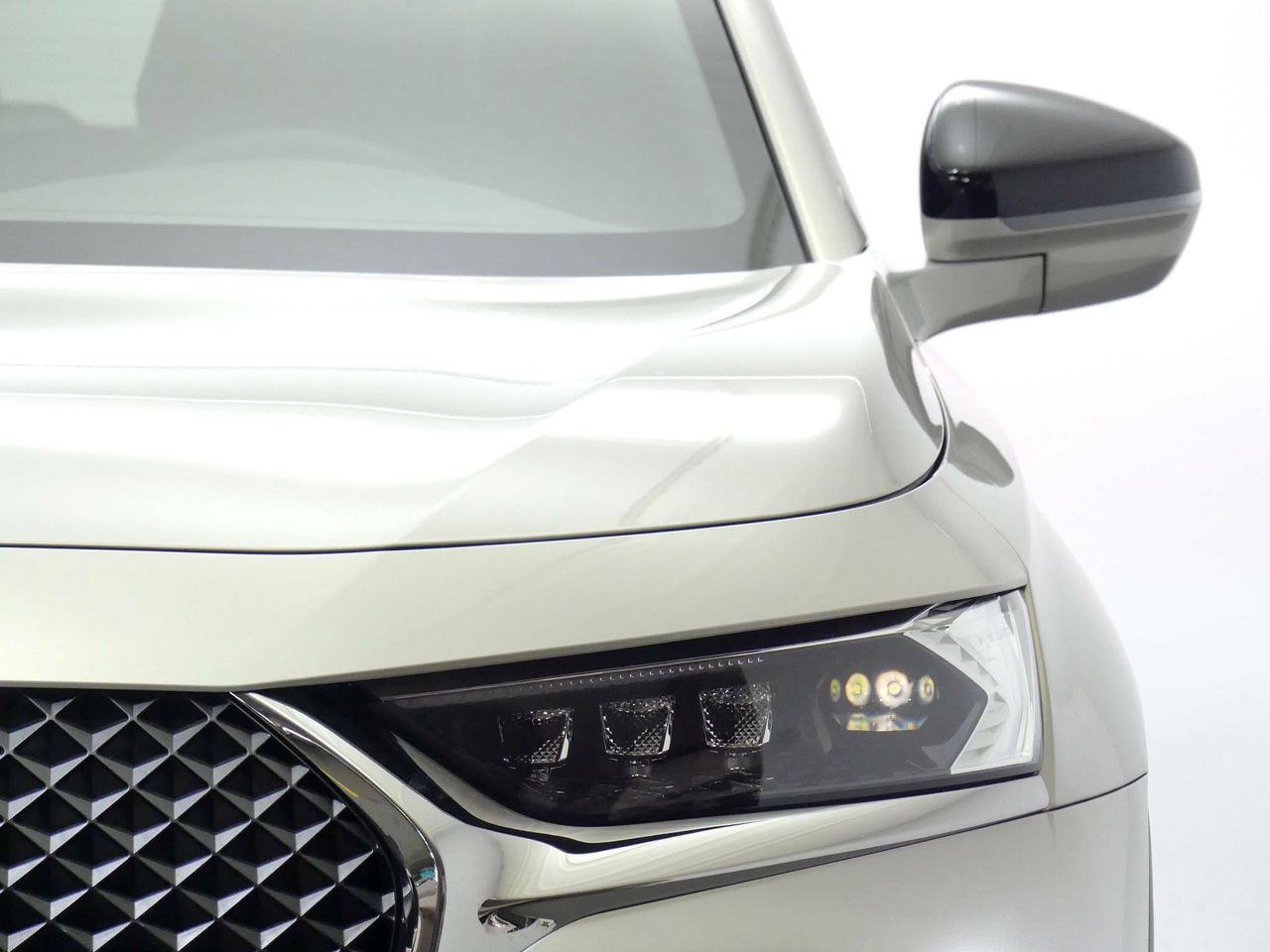 Foto DS Automobiles DS 7 12