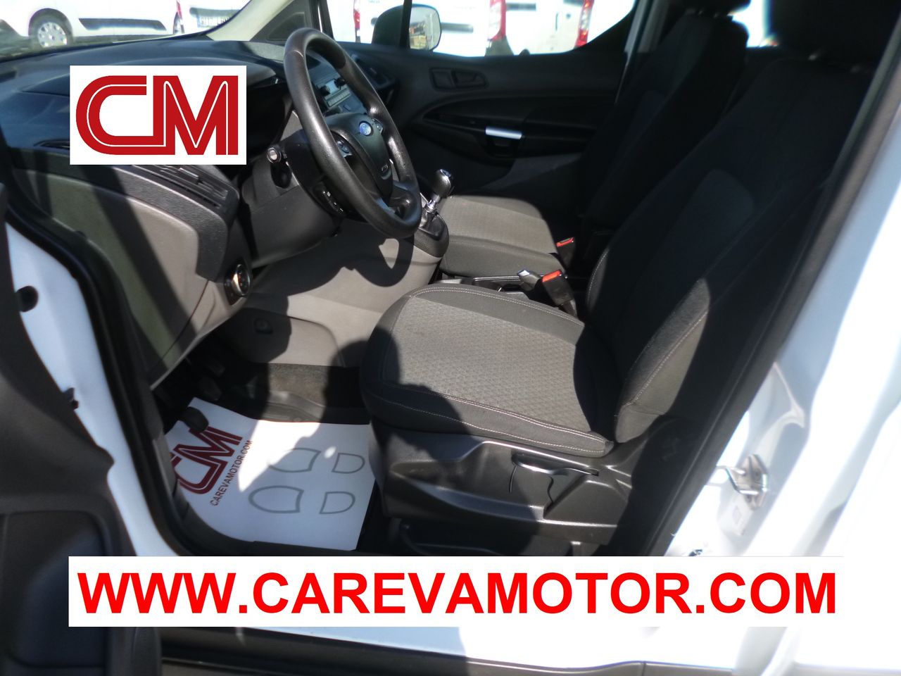 Foto Ford Tourneo Connect 8