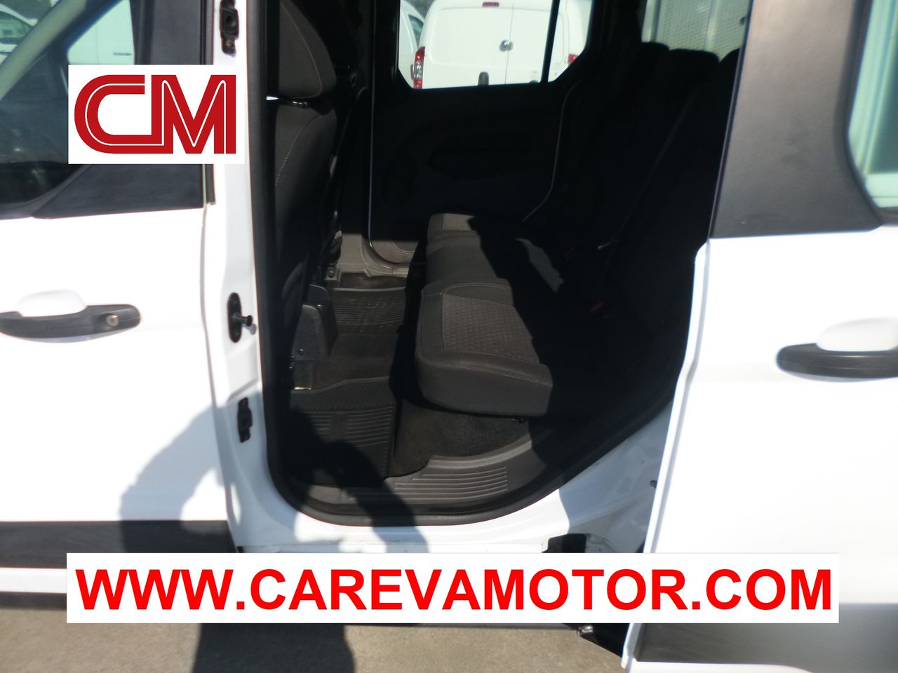 Foto Ford Tourneo Connect 9