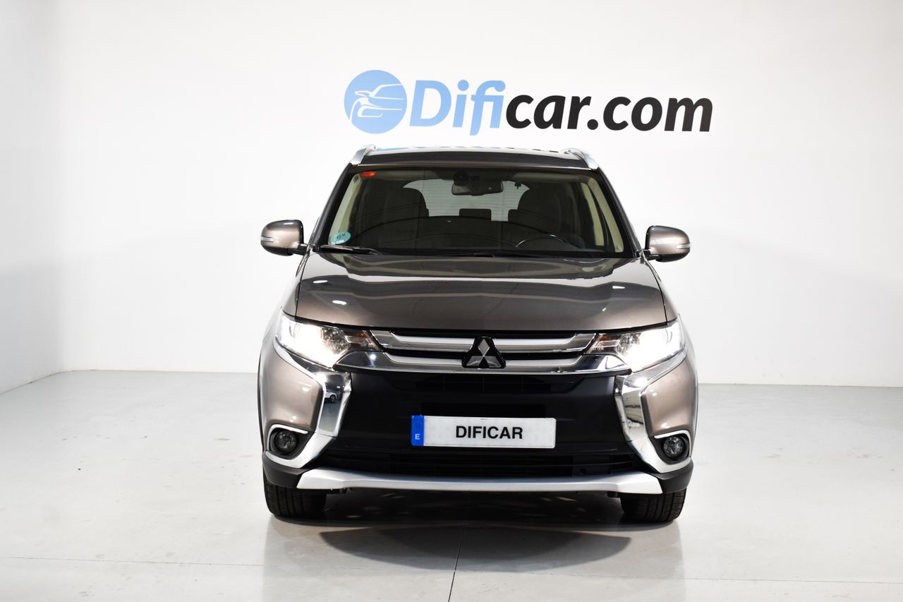 Foto Mitsubishi Outlander 2