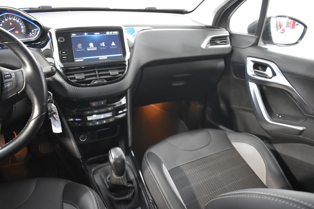 Foto Peugeot 2008 9